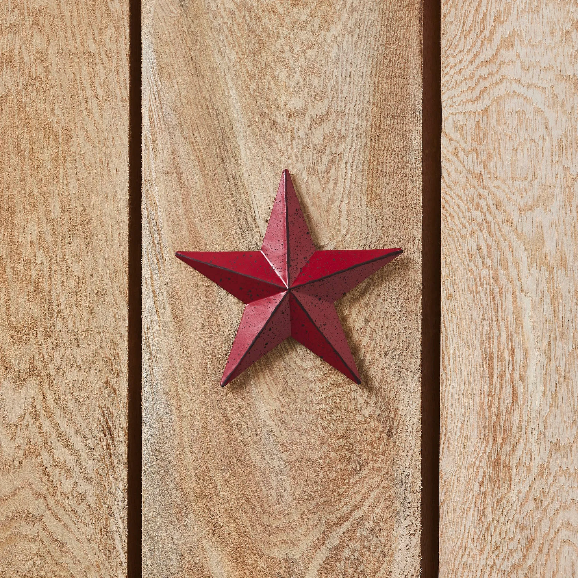 Faceted Metal Star Burgundy Wall Hanging 4x4