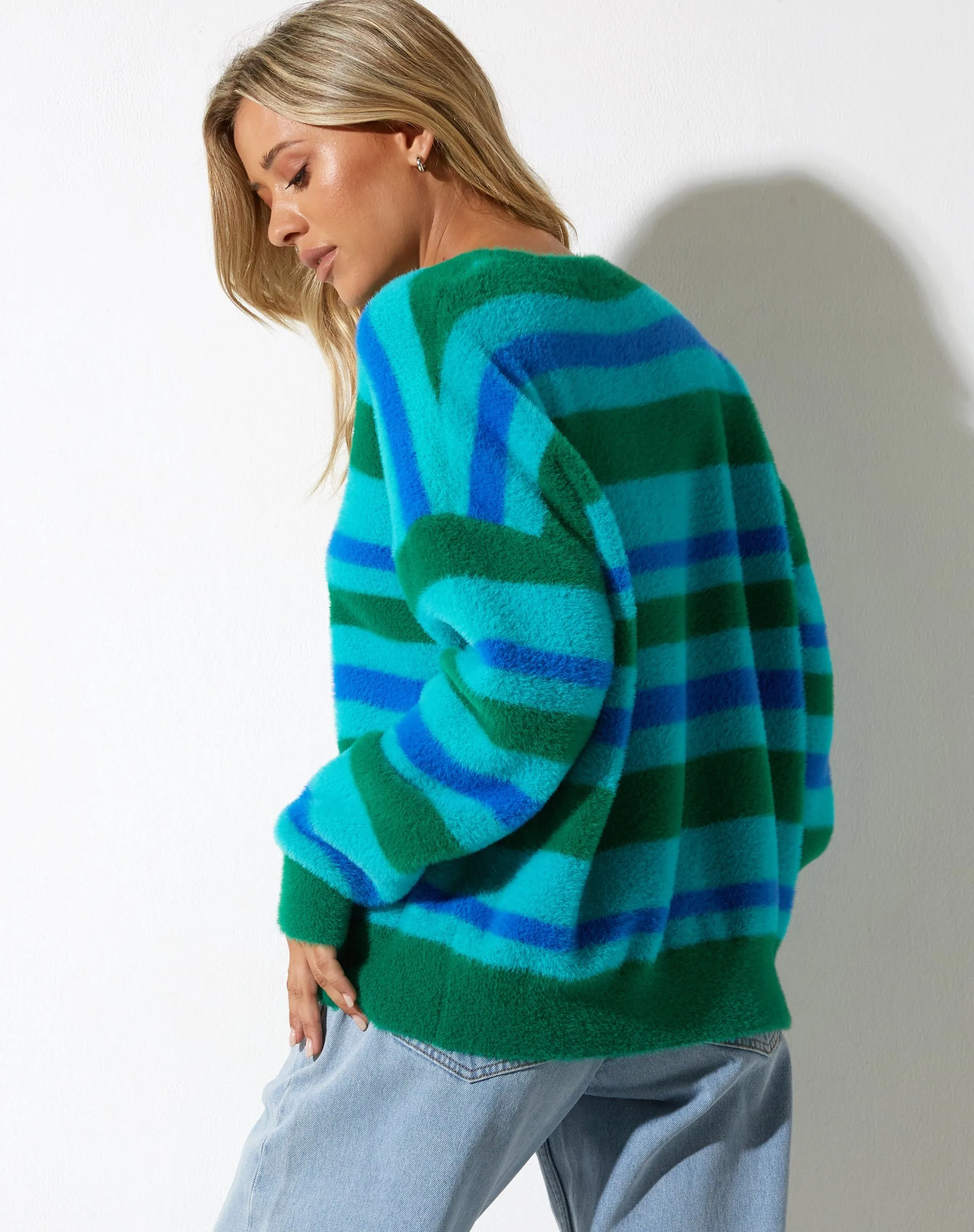 Namari Jumper in Fluffy Yarn Turquoise